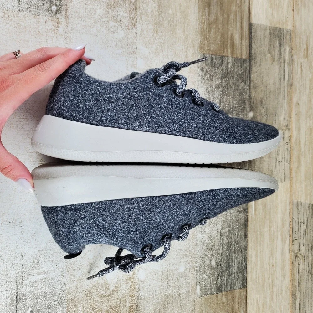 Allbirds Wool Runner Mens Shoes Sz 9 M Natural Gray Merino Wool Lace Up Sneaker